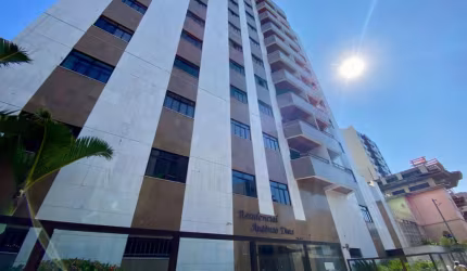Cobertura Quatro quartos(duas suítes) - Alto dos Passos