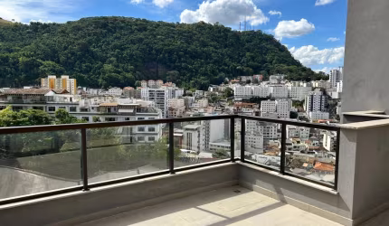 Excelente cobertura com 03 quartos e 3 vagas de garagem no São Mateus