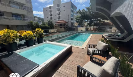 APARTAMENTO ALTO PADRÃO MOBILIADO A 200M DA PRAIA DE BOMBAS - VISTA LATERAL MAR