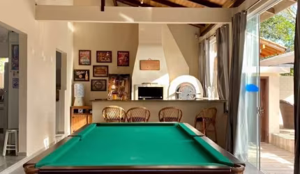 BELLÍSIMA CASA COM PISCINA À VENDA EM CANTO GRANDE