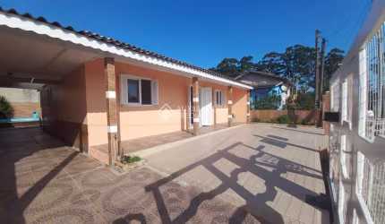 Casa com 3 quartos à venda na 19, 301, Emboaba, Tramandaí, 120 m2 por R$ 350.000