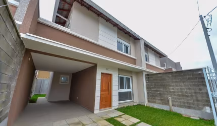Casa para Venda em Curitiba, Xaxim, 4 dormitórios, 2 suítes, 4 banheiros, 2 vagas