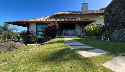Casa em Condomínio para Venda em Governador Celso Ramos, Armação da Piedade, 5 dormitórios, 2 suítes, 5 banheiros, 4 vagas