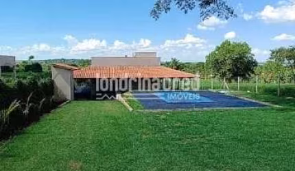 Chácara Mobiliada no cond. favoreto | 1.050m² de lazer, segurança 24h e contato com a natureza | ag