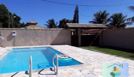 Casa mobiliada em Condomínio lado Praia - Unamar-Cabo Frio
