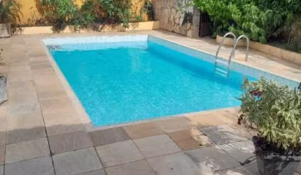 Casa c/ Piscina, 2 Suítes externas em Iguabinha