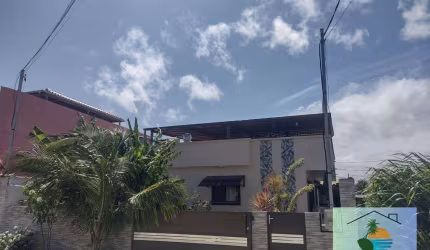 Casa localizada no bairro Monte Alto em Arraial do Cabo-RJ