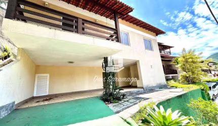 Casa À Venda 3 Quartos, 250 m² por R$ 850.000,00