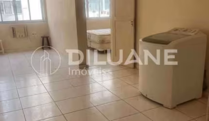 Apartamento com 2 quartos à venda na Rua Bulhões de Carvalho, Copacabana, Rio de Janeiro, 70 m2 por R$ 900.000
