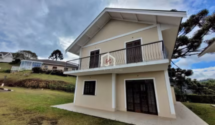 Casa em condomínio fechado com 3 quartos à venda no Jardim Atalaia, Campos do Jordão  por R$ 750.000