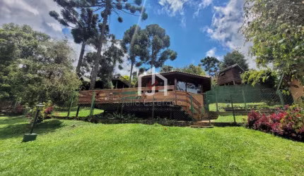 Casa com 3 quartos à venda no Recanto Araucária, Campos do Jordão  por R$ 1.570.000