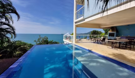 Casa em condomínio fechado com 6 quartos à venda em Toninhas, Ubatuba  por R$ 7.000.000
