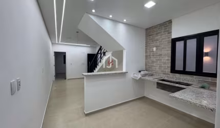 Casa com 4 quartos à venda em Perequê Açu, Ubatuba  por R$ 850.000