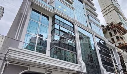 Brooklyn tower, Meia Praia, Itapema - SC