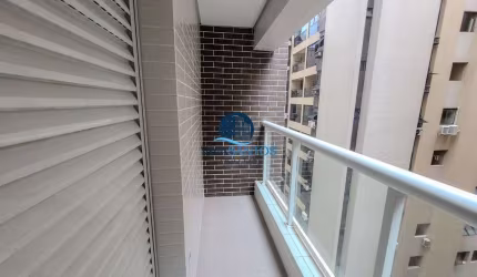 Apartamento com 2 suítes a 50metros da praia em Santos-SP