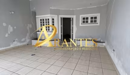 Casa comercial com 3 salas para alugar no Centro, Atibaia  por R$ 5.000