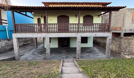 Casa para Venda em Saquarema, Boqueirão, 6 dormitórios, 1 suíte, 3 banheiros, 3 vagas
