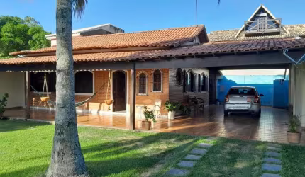 Casa para Venda em Saquarema, Gravata, 3 dormitórios, 1 suíte, 2 banheiros, 3 vagas