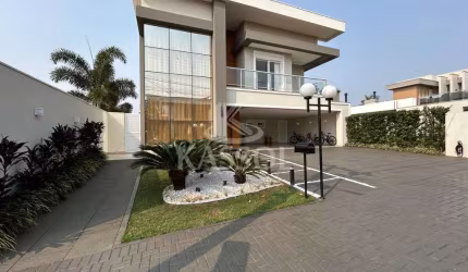 Sobrado com 4 dormitórios à venda,381.04 m , SANTO INÁCIO, CASCAVEL - PR