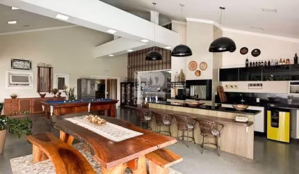 Casa Térrea Semimobiliada | Vila Nova | 3 quartos (1 suíte) | 257m²
