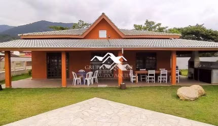 Casa com 3 dormitórios, 200 m² - venda por R$ 1.100.000 ou aluguel por R$ 10.600/mês - Lagoinha - Ubatuba/SP