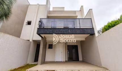 Sobrado com 4 dormitórios e terreno com espaço para Piscina à venda, 227 m² por R$ 1.345.000 - Jardim das Américas - Curitiba/PR