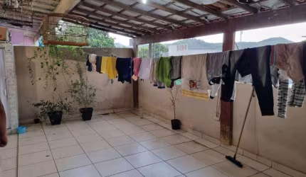 Casa de 3 quartos em condomínio próximo ao West Shopping