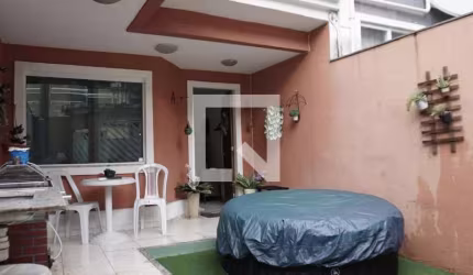 Imóvel à venda: Casa triplex de 4 quartos na Freguesia (Jacarepaguá), Rio de Janeiro-RJ - 144m² - Totalmente mobiliada!