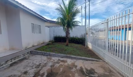 Casa com 2 quartos à venda na Avenida Maguari, s/n, Recanto dos Pássaros, Cuiabá por R$ 265.000