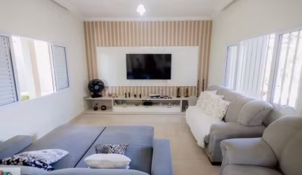 Casa com 4 quartos à venda na Rua San Francisco, s/n, Jardim Califórnia, Cuiabá, 350 m2 por R$ 850.000