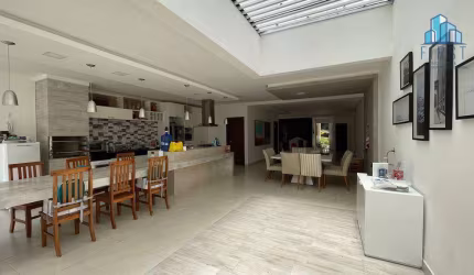 Casa com 4 dormitórios à venda, 340 m² por R$ 1.650.000,00 - Villa D'Oro - Vinhedo/SP