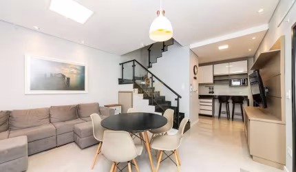 Casa em condomínio fechado com 3 quartos para alugar na Avenida Paranaguá, Caiobá, Matinhos por R$ 6.000