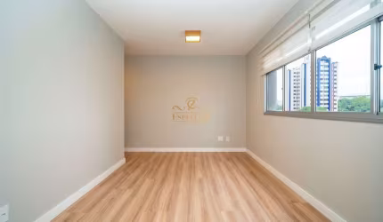 Apartamento com 2 quartos para alugar na Rua Chichorro Júnior, Cabral, Curitiba por R$ 2.600