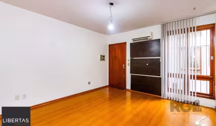 Apartamento com 2 dormitórios e 1 vaga de garagem escriturada  no bairro Rio Bra