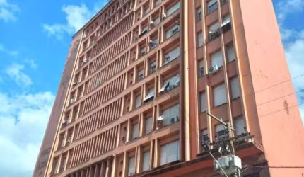 Apartamento com 2 dormitórios por R$ 430.000,00 na Rua Uruguai nº1477 - Centro -