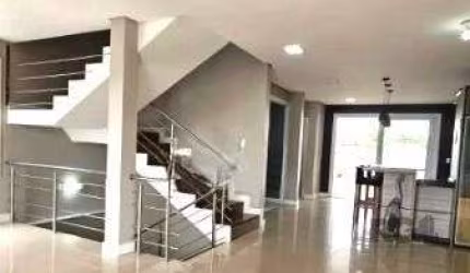 Casa sobrado no Condomínio Verdes Campos 4 dormitórios 4 vagas