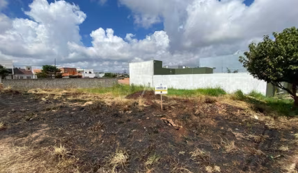 Terreno à venda no Bairro BELMONT em CASCAVEL por R$ 310.000,00