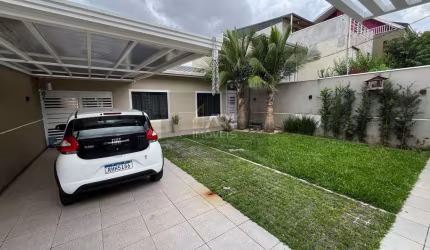 Casa à venda no bairro Capão da Imbuia em Curitiba/PR