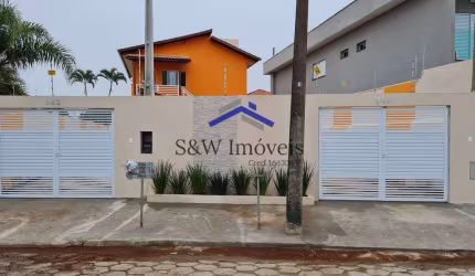 Maravilhosa sobreposta bem pertinho do mar em Itanhaém