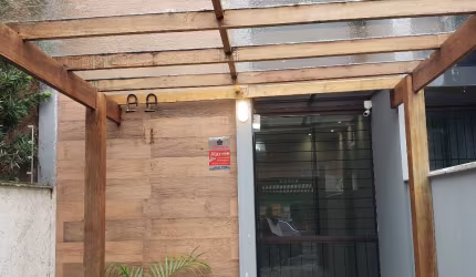 LINDO SOBRADO SEMI MOBILIADO COM 2 QUARTOS PARA ALLUGAR NO BAIRRO JARDIM IRIRIU