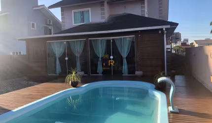 Casa com 4 quartos à venda na Rua Recanto dos Santos, 234, Pedra Branca, Palhoça por R$ 1.728.000