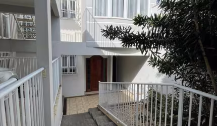 Casa com 5 quartos à venda na Rua João Sandim, 7887, Ipiranga, São José por R$ 1.300.000