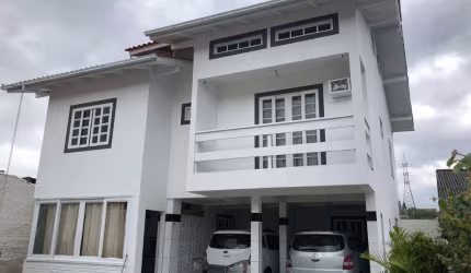 Casa com 3 quartos à venda na Esplanada, 999, Caminho Novo, Palhoça por R$ 1.100.000