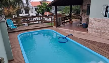 Casa com 4 quartos à venda na Rua Urucum, 98, Potecas, São José por R$ 900.000