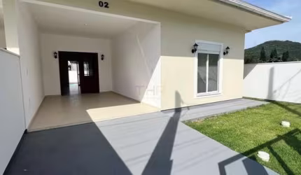 Casa com 3 quartos à venda na Rodovia BR-101, 21, Praia de Fora, Palhoça por R$ 650.000