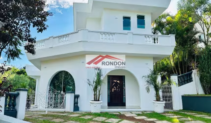 EXCELENTE CASA DENTRO DE CONDOMÍNIO FECHADO COM SEGURANÇA 24 HRS !!!