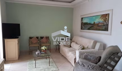 VENDO CASA EM CAMPINAS NO BAIRRO PARQUE INDUSTRIAL, COM TRÊS DORMITÓRIOS.