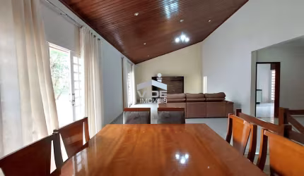 CASA PARA VENDA NO LOTEAMENTO SÃO MARTINHO | 3 QUARTOS | 1 SUÍTE | ESCRITÓRIO | 4 GARAGENS.