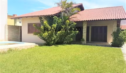 PLAN VENDE  CASA COM PISCINA