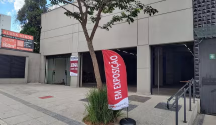Salão/Loja comercial para locação ou venda ao lado do metro Parada Inglesa com 3 vagas de garagem